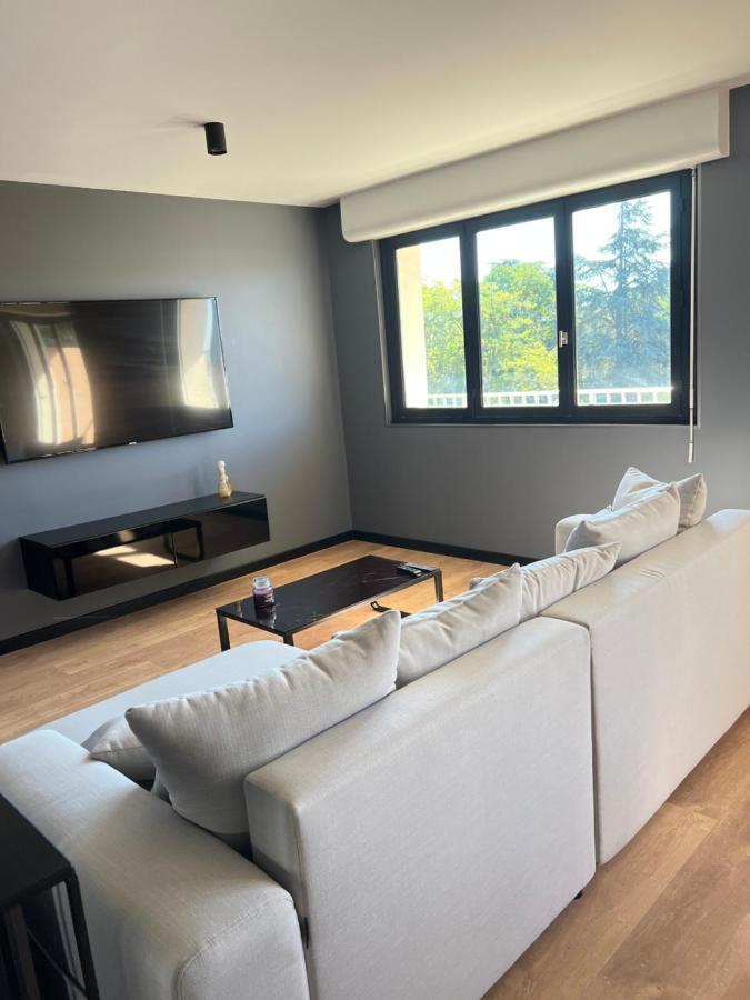 בלואה Appartement Haut Standing Proche Du Centre Ville, Vue Sur La Cathedrale Saint Louis מראה חיצוני תמונה